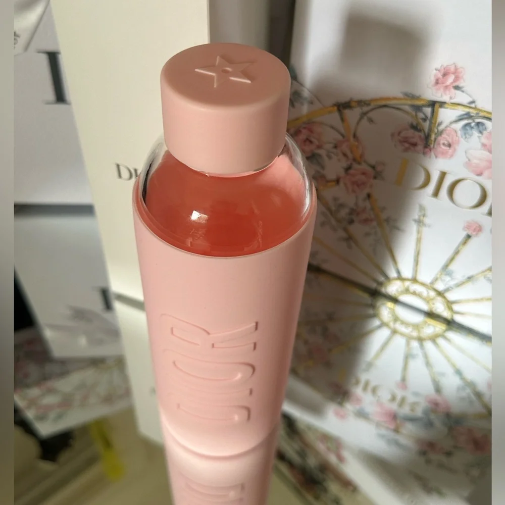 Dior Glass Water Bottle with Pink Silicone Cover - Picture 2 of 6